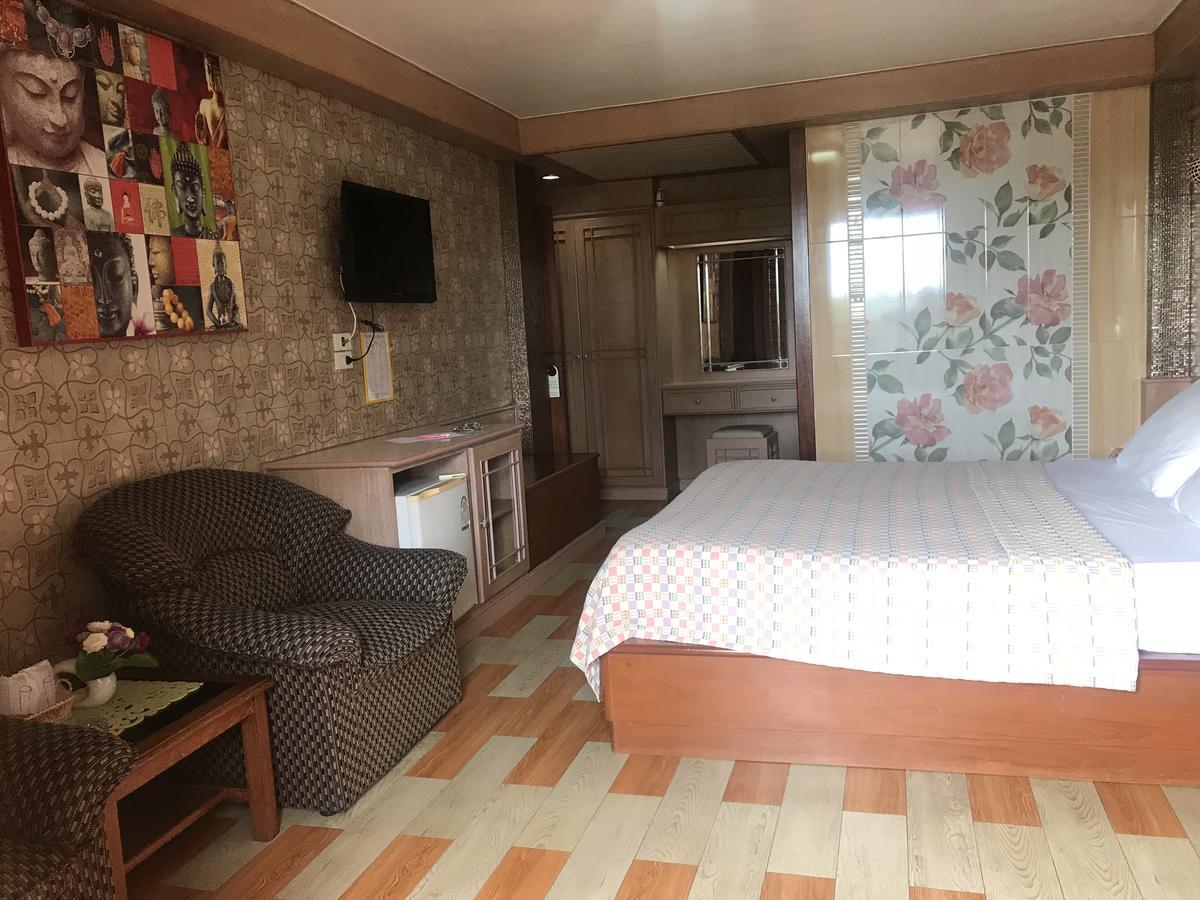 Hotel Wandee House 2*